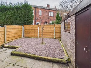 Photo 14- click for photo gallery